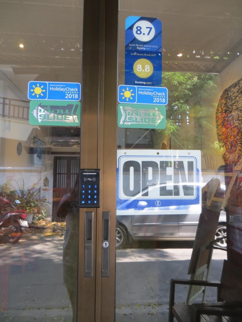 La Maison Verte Hostel Chiang Mai Eksteriør billede